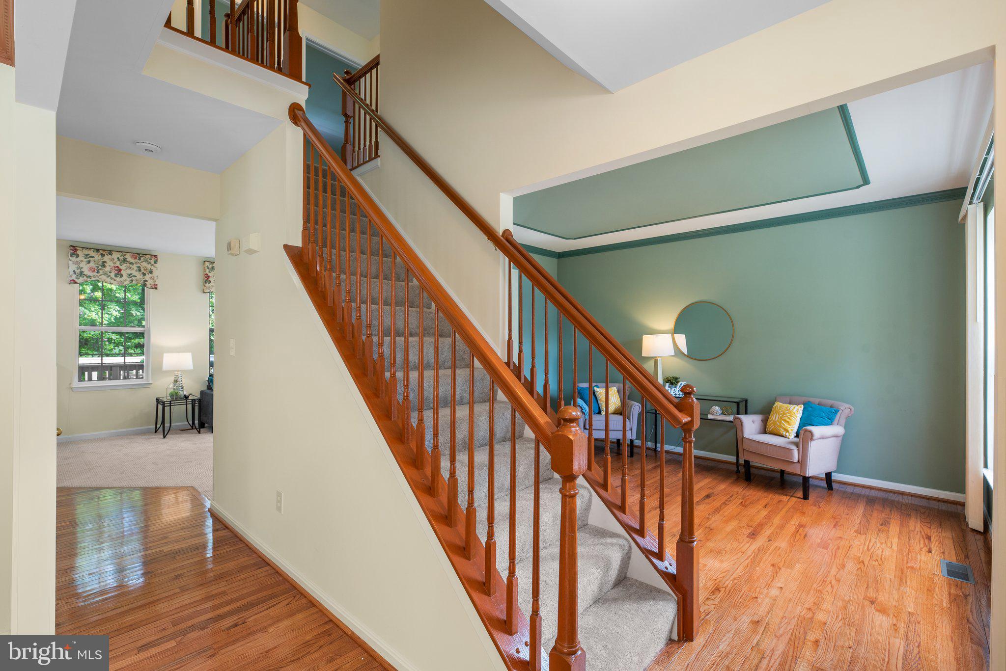 5929 Sandy Ridge Elkridge, MD 21075 - Photo 21 of 49 Foyer to upper level