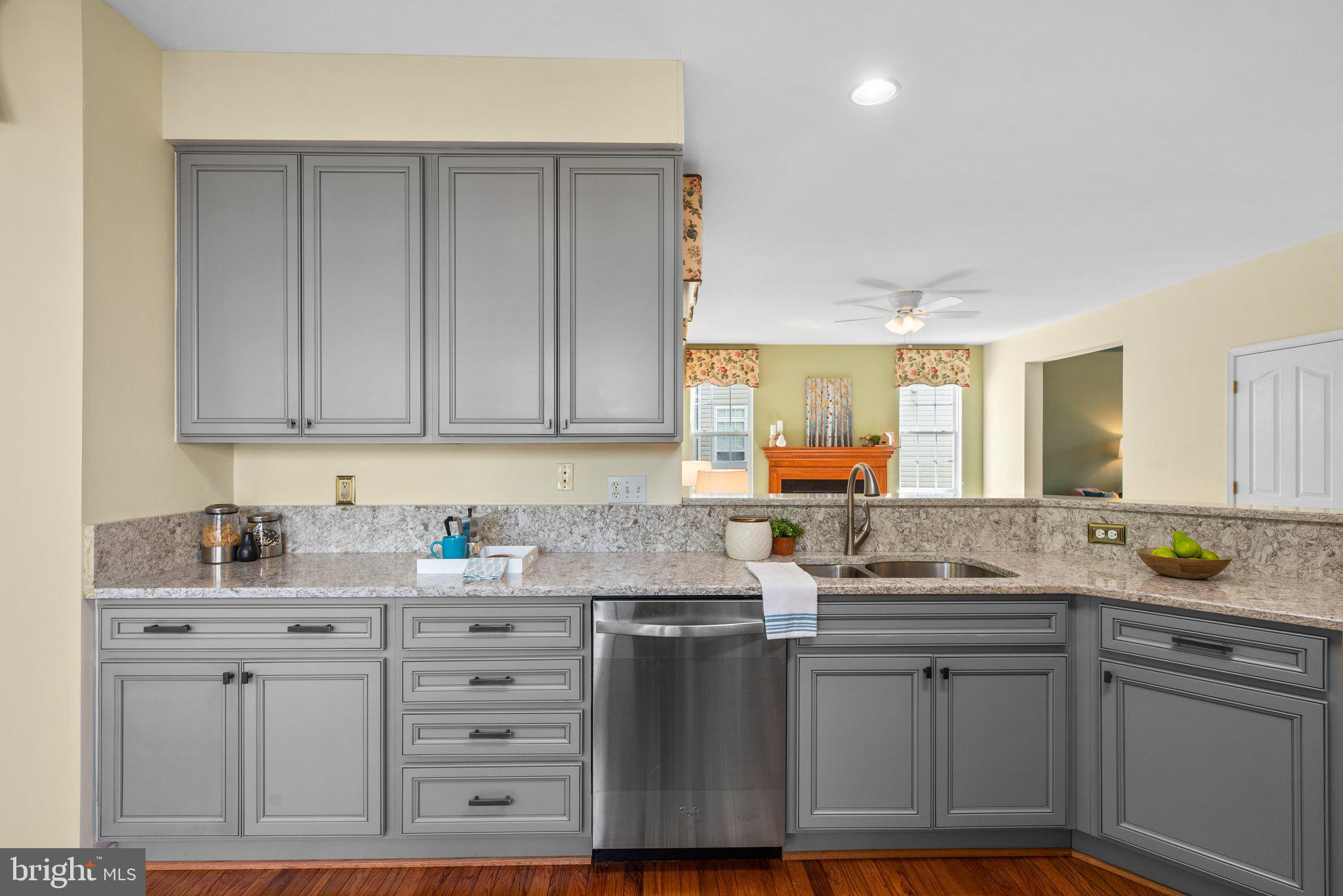 5929 Sandy Ridge Elkridge, MD 21075 - Photo 9 of 49 Undermount double sink