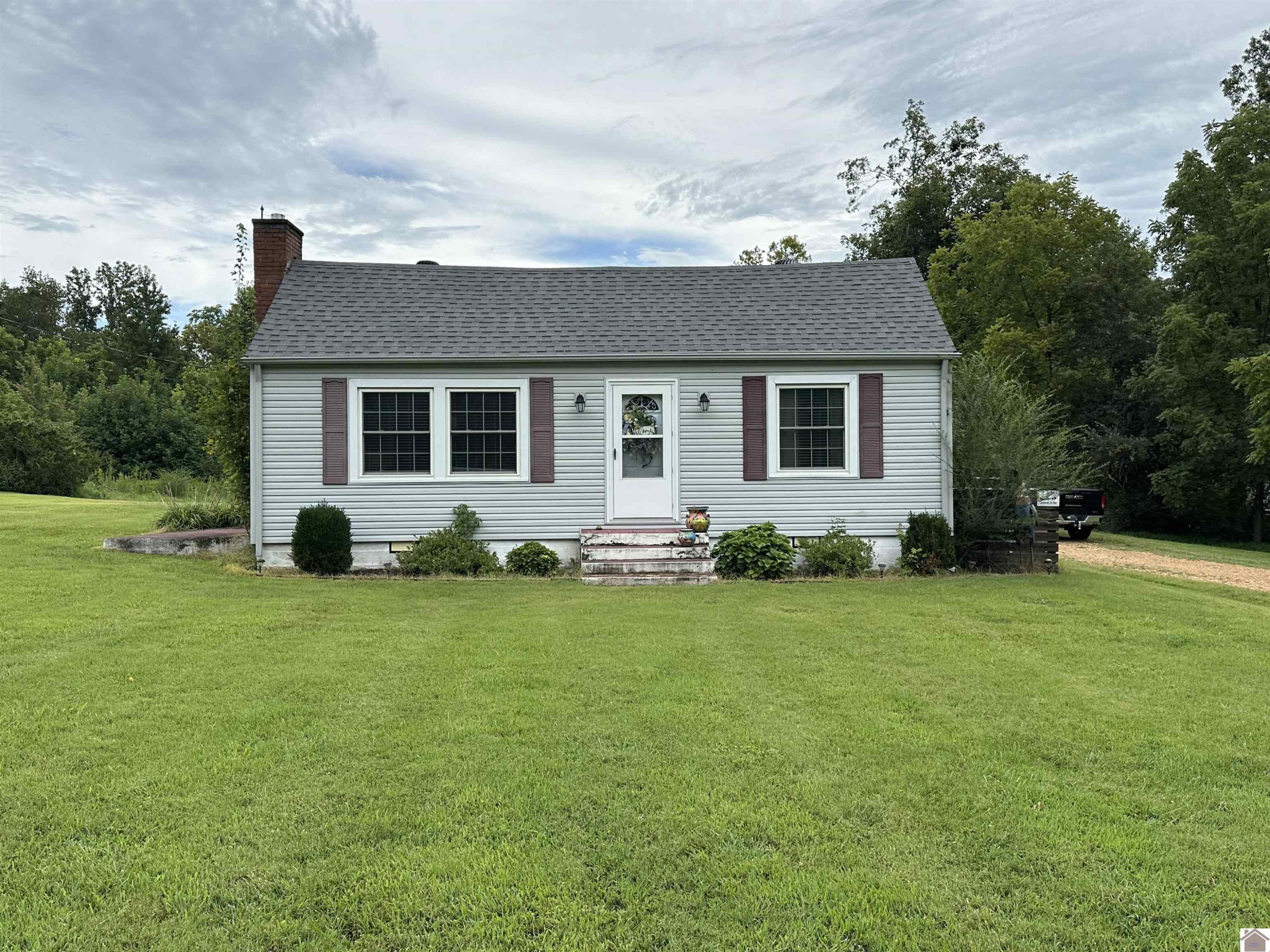 628 Hopewell Road Mayfield, KY 42066 - Photo 1 of 16 Photo 1