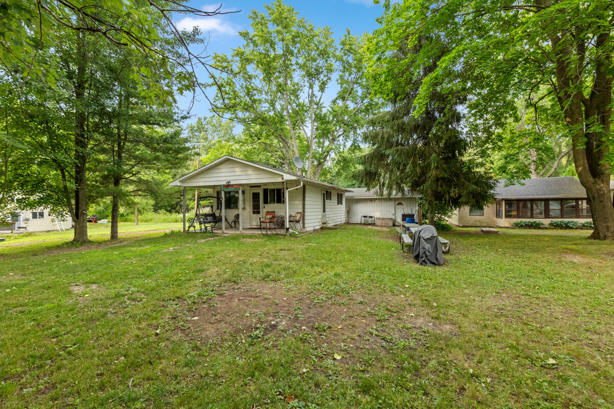 7979 Arthur Road Six Lakes, MI 48886 - Photo 20 of 26 IMG_1018