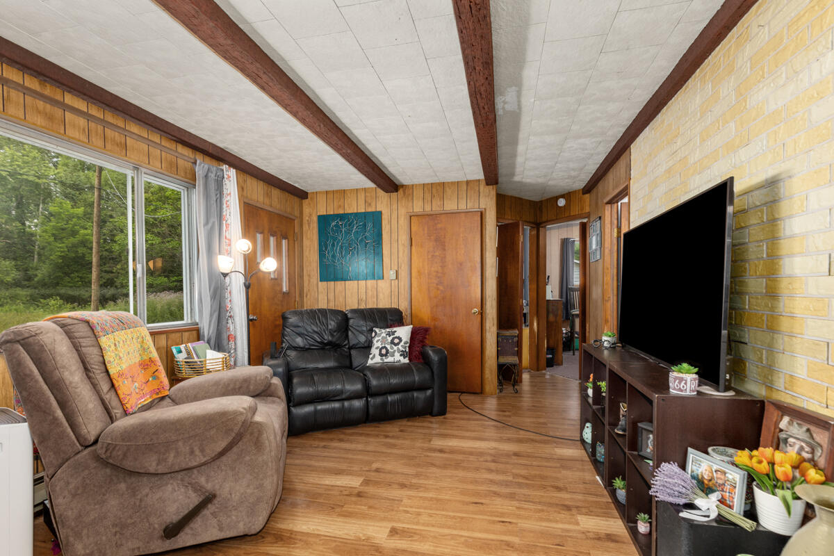 7979 Arthur Road Six Lakes, MI 48886 - Photo 6 of 26 IMG_1004