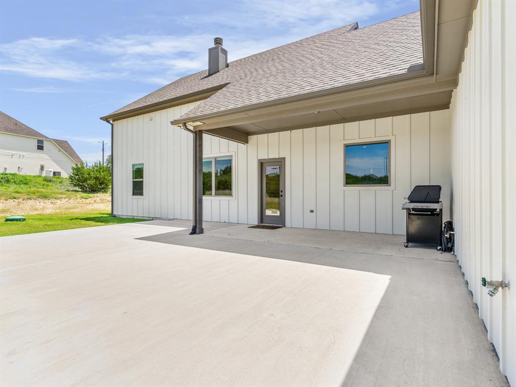 2020 Redemption Drive Weatherford, TX 76088 - Photo 25 of 34