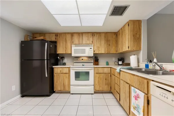 $1,850 | 6142 Whiskey Creek Drive, Unit 603, Fort Myers, FL 33919