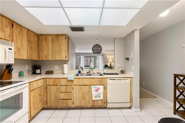 $1,850 | 6142 Whiskey Creek Drive, Unit 603, Fort Myers, FL 33919