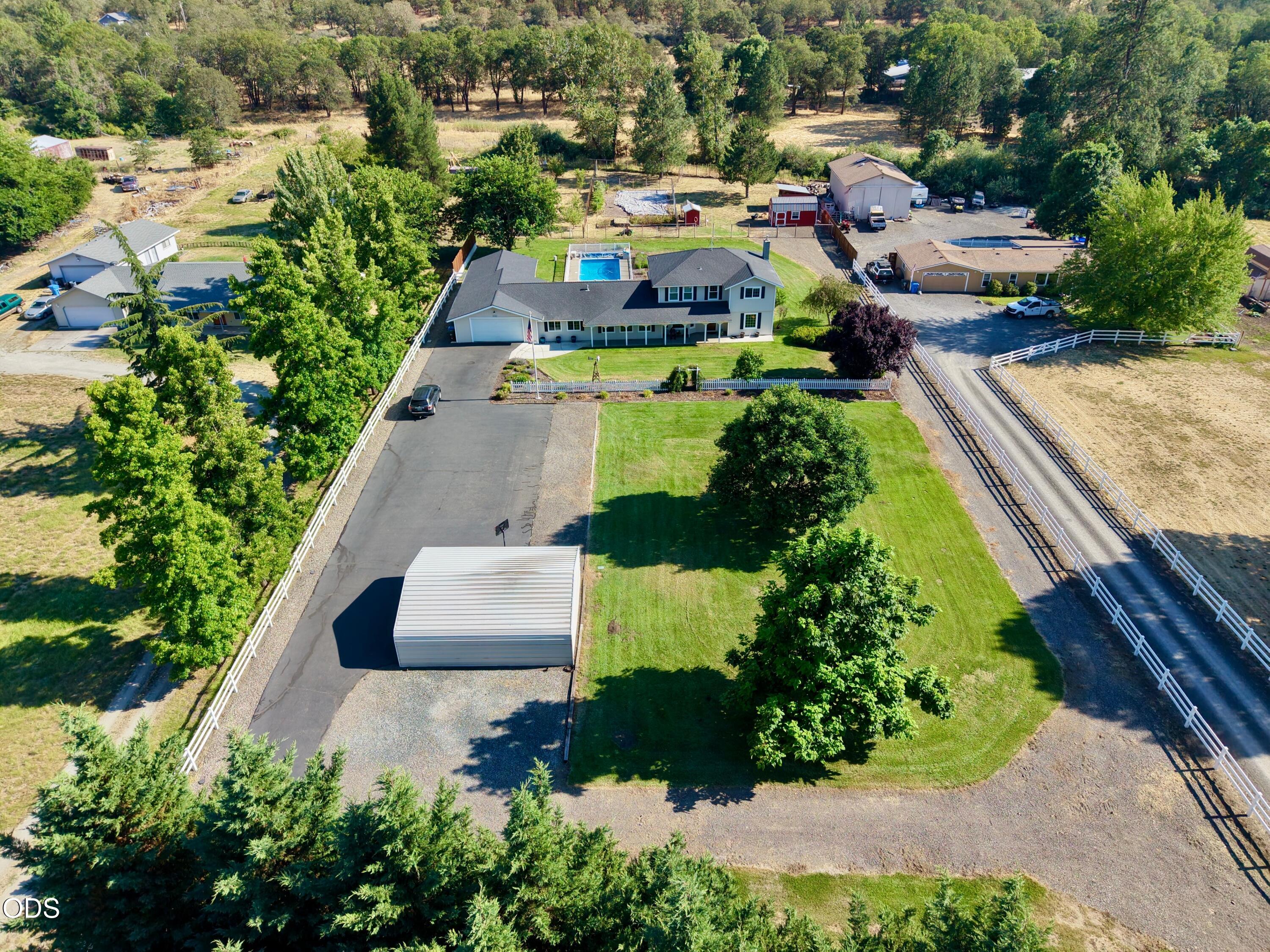 6575 Old Stage Road Central Point, OR 97502 - Photo 52 of 58