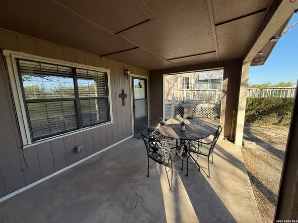 $199,000 | 333 Fairway Circle, Brackettville, TX 78832