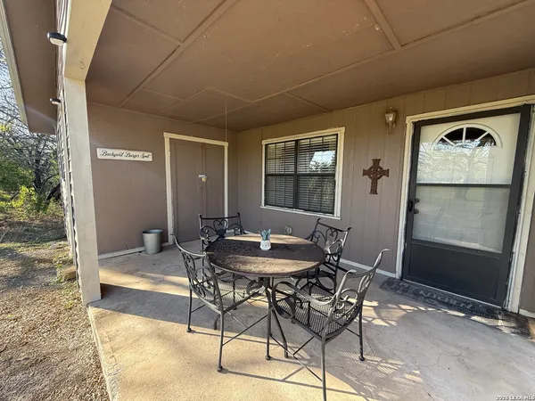 $199,000 | 333 Fairway Circle, Brackettville, TX 78832
