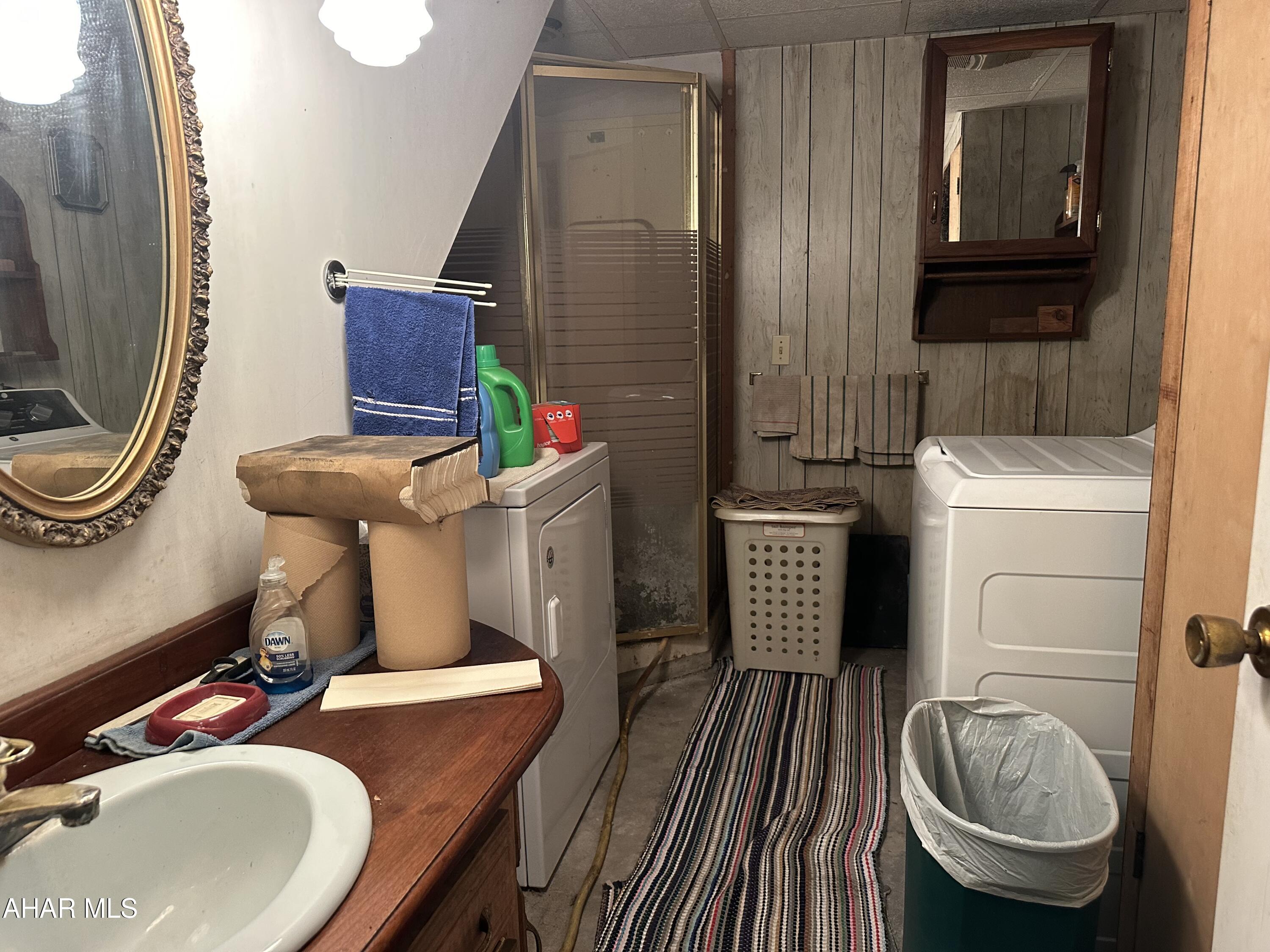 1562 West Loop Road Hollidaysburg, PA 16648 - Photo 18 of 30