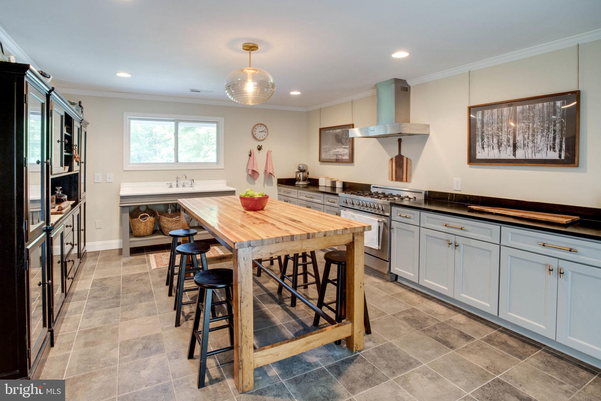 6795 Yates Ford Road Manassas, VA 20111 - Photo 16 of 51 Gallery Image 16