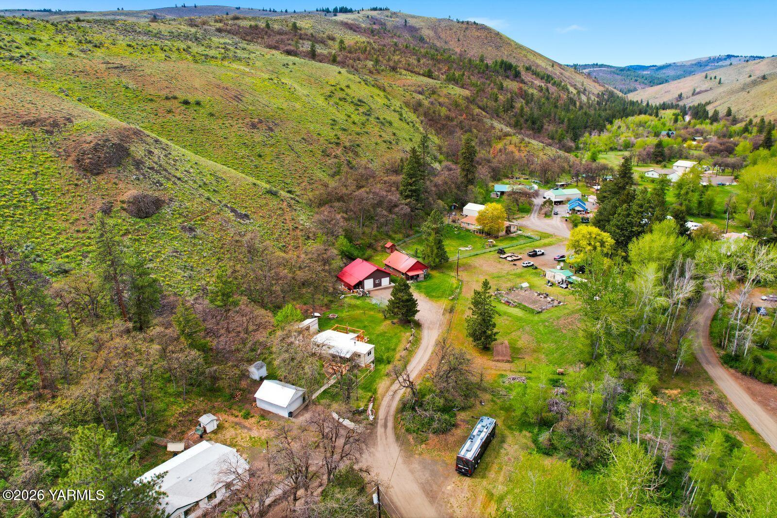 150 Tampico Park Road Yakima, WA 98903 - Photo 26 of 32 18 Drone