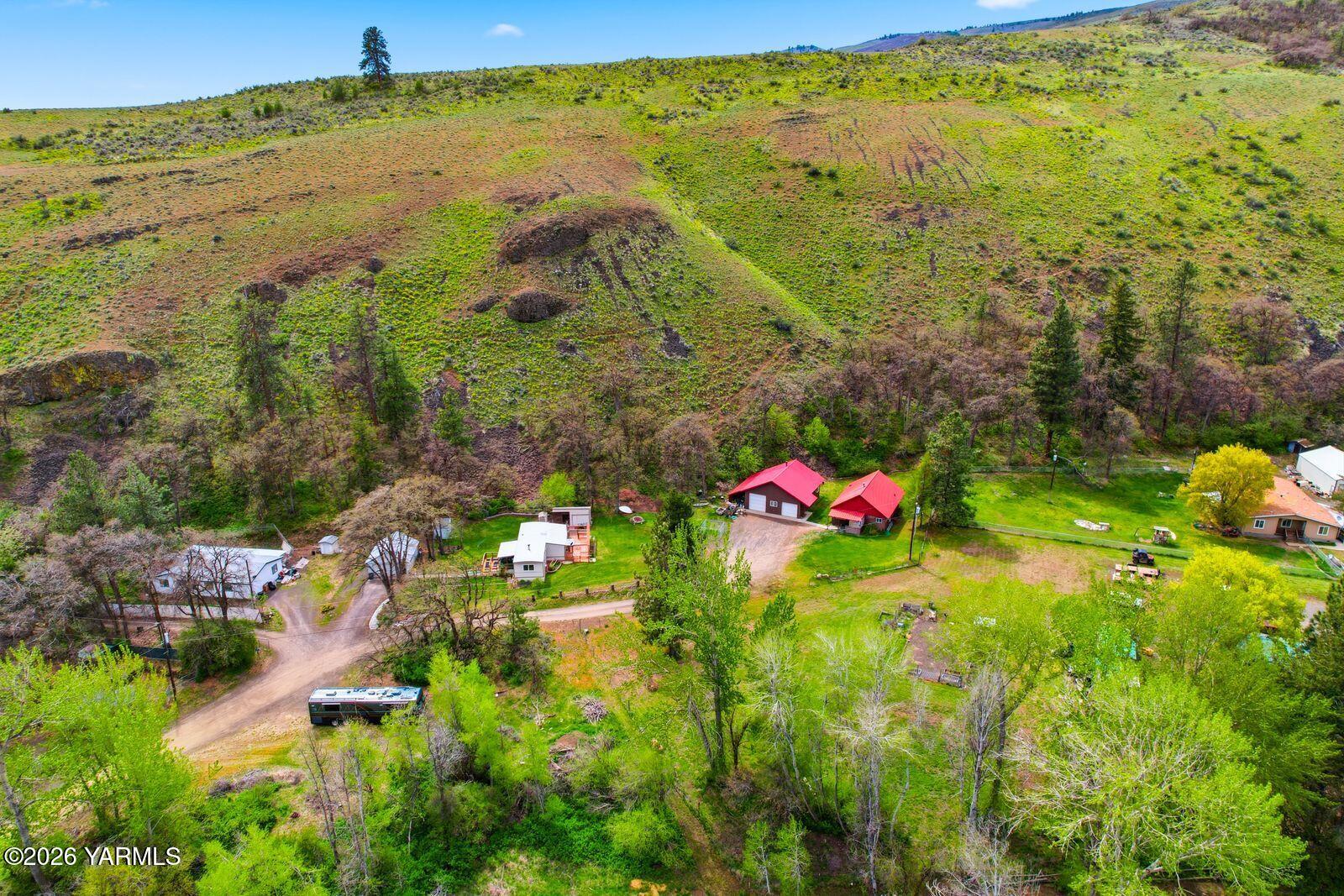 150 Tampico Park Road Yakima, WA 98903 - Photo 29 of 32 21 Drone