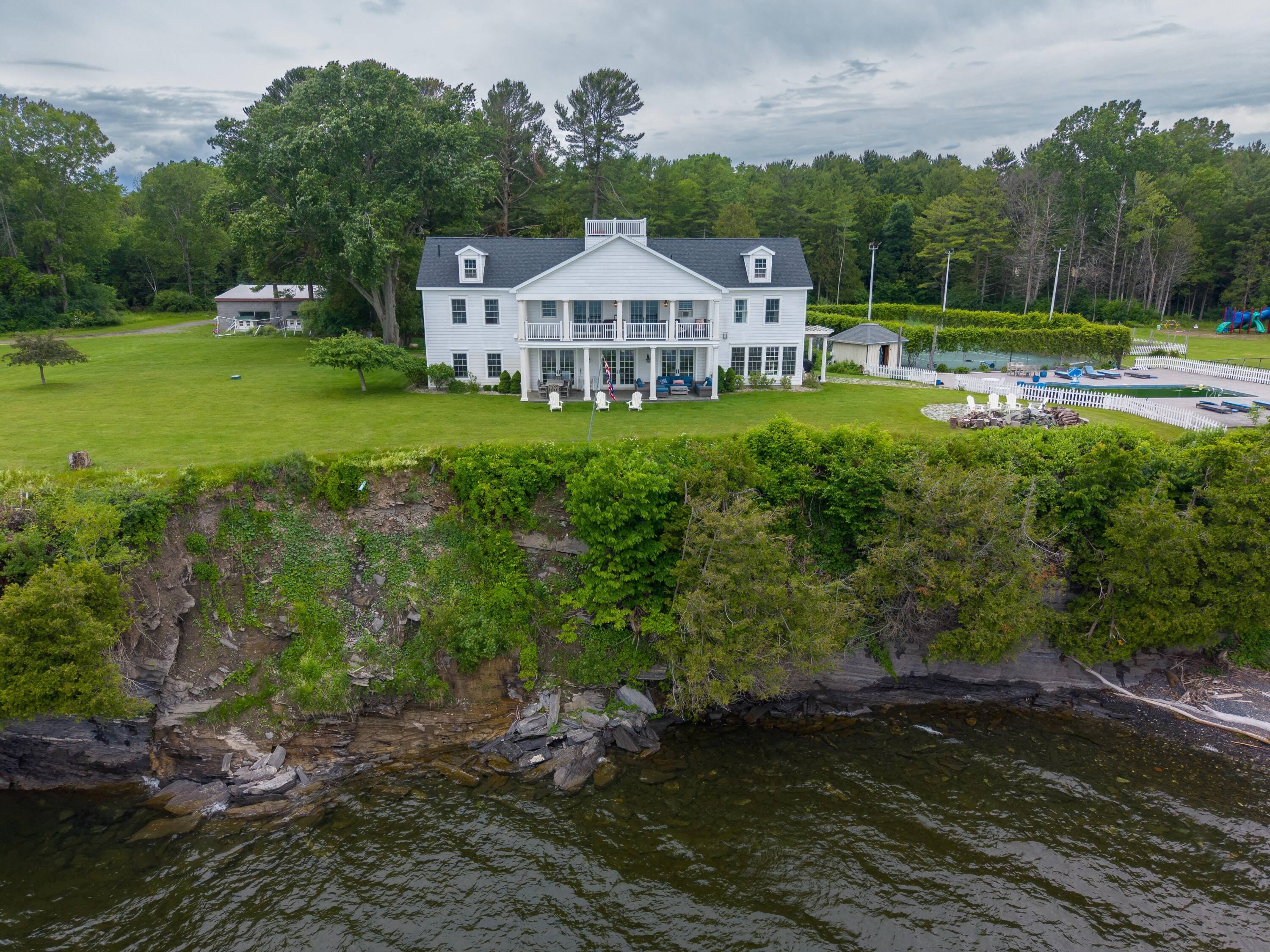 1068 Cumberland Head Road Plattsburgh, NY 12901 - Photo 42 of 58