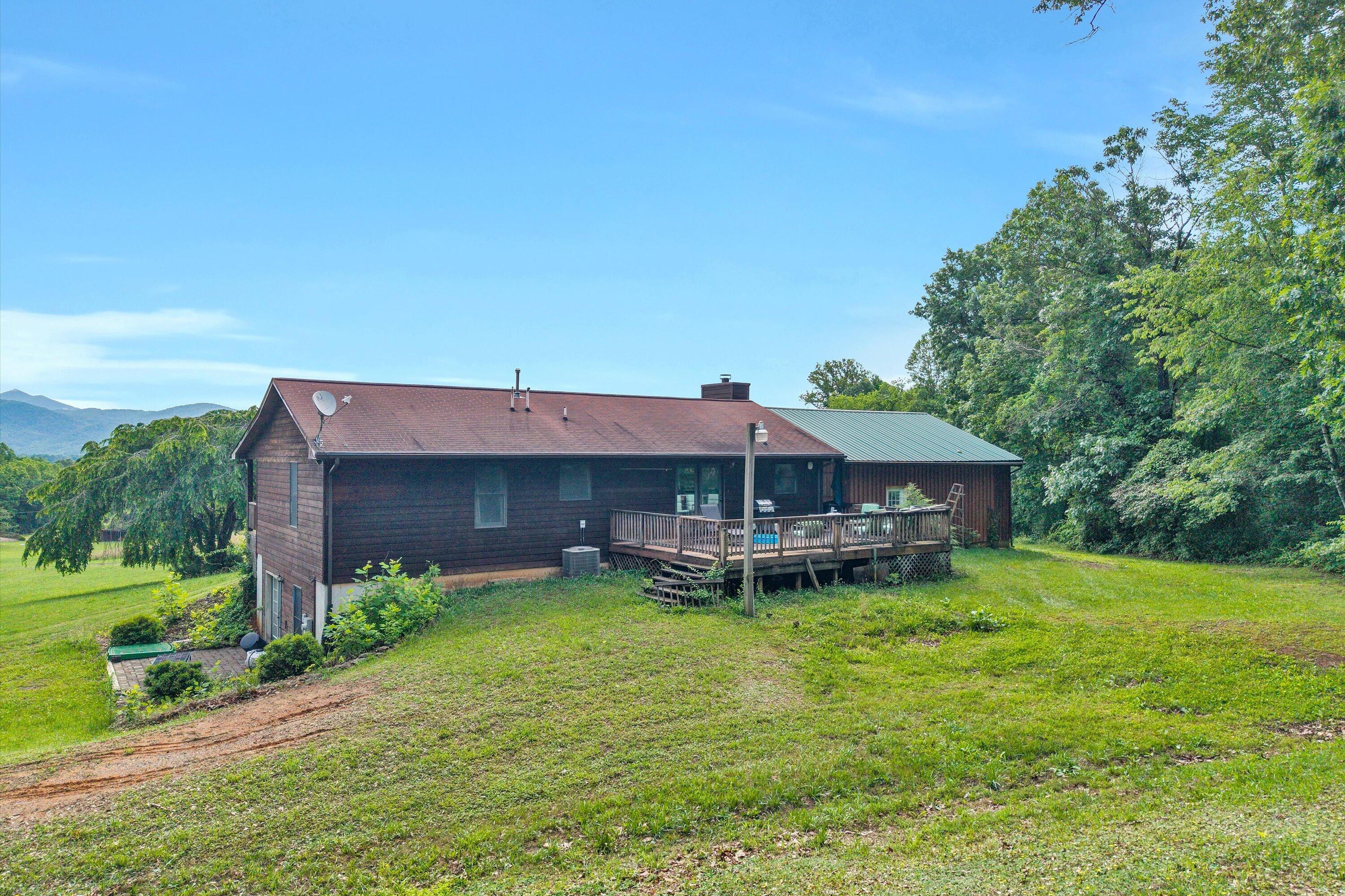 1550 Vernon Lane Blue Ridge, VA 24064 - Photo 33 of 45 32-SGP-20260527094346