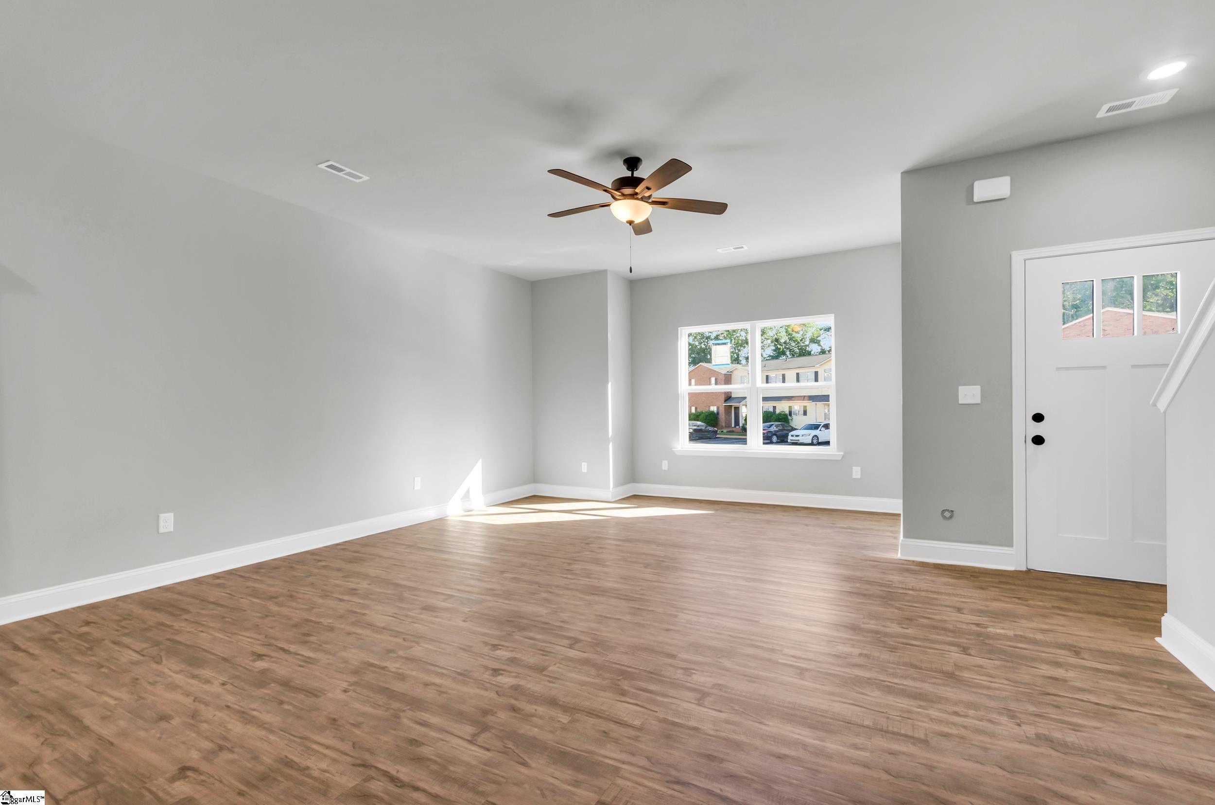 215 Duncan Chapel Road, Unit 40 Greenville, SC 29617 - Photo 4 of 27