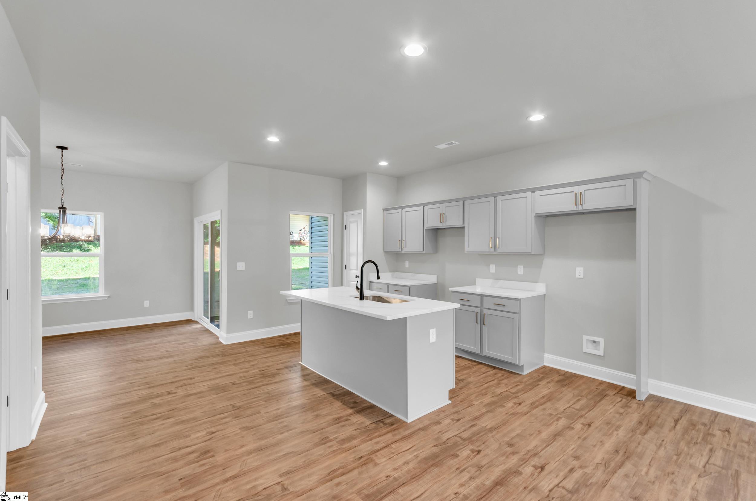 215 Duncan Chapel Road, Unit 40 Greenville, SC 29617 - Photo 8 of 27