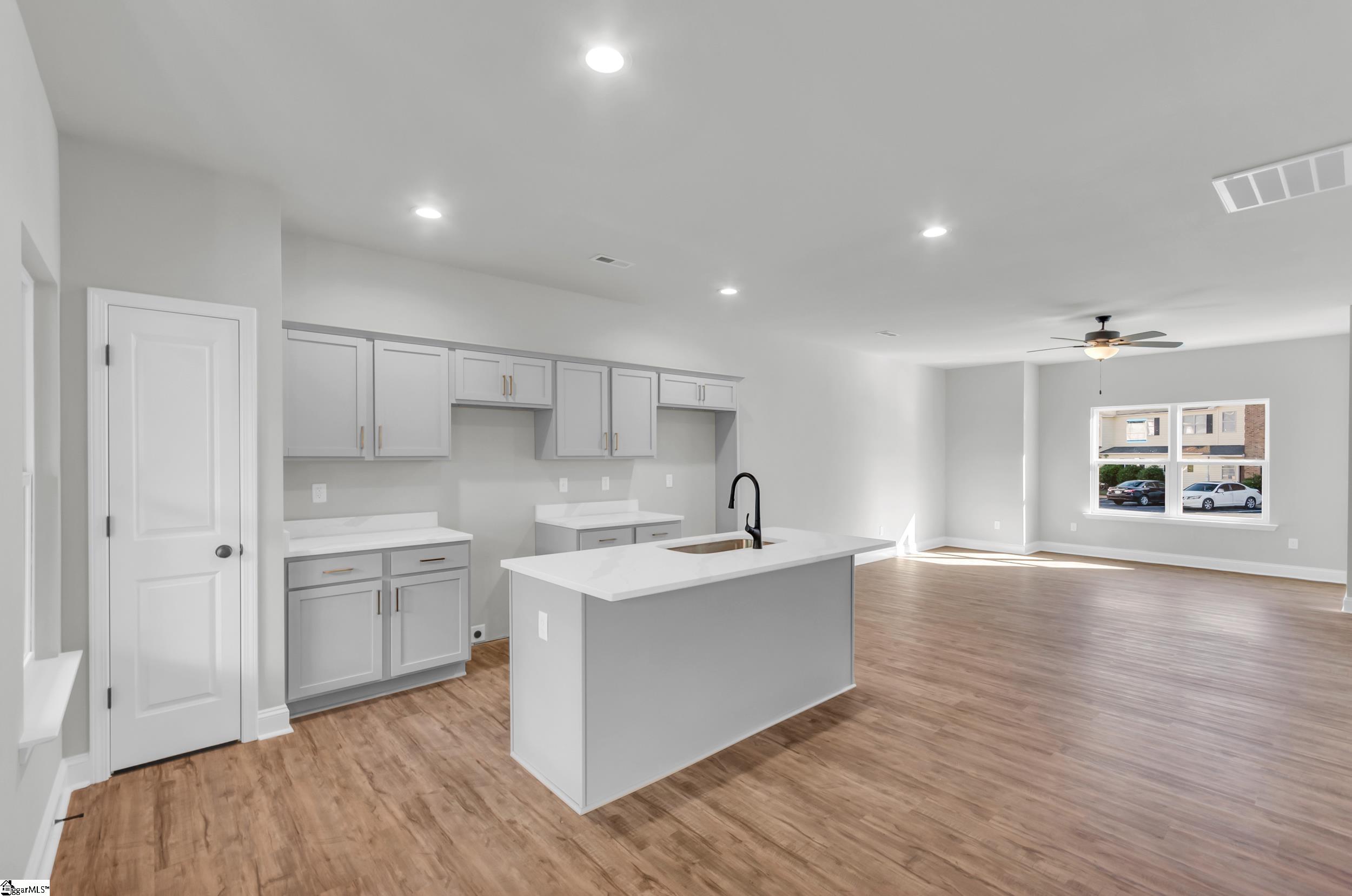 215 Duncan Chapel Road, Unit 40 Greenville, SC 29617 - Photo 9 of 27