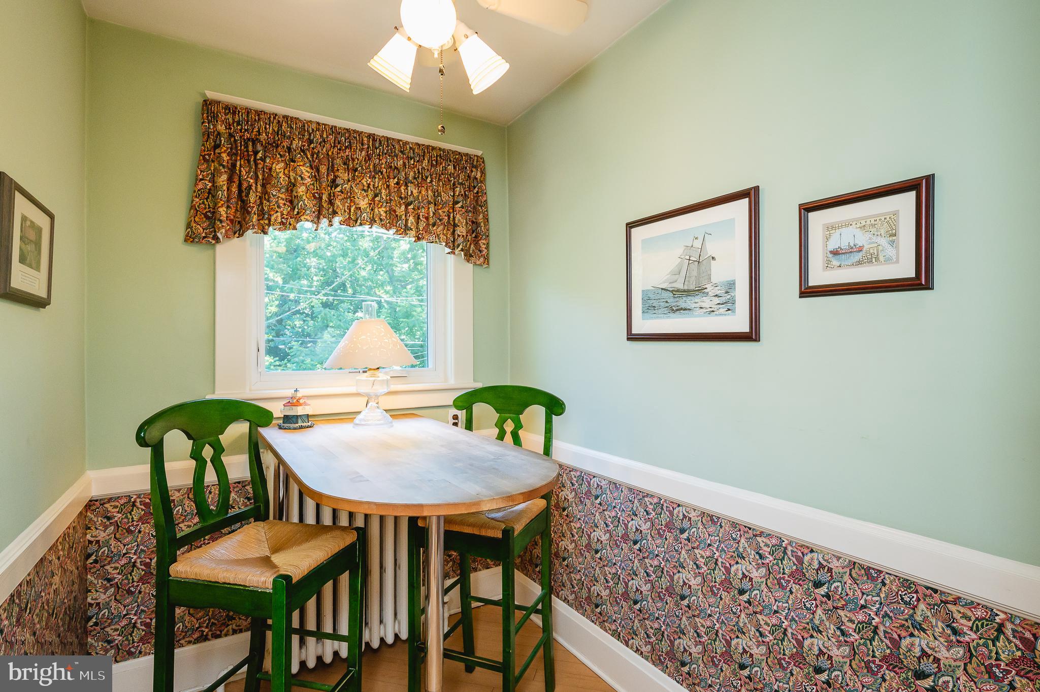 4409 Wickford Road Baltimore, MD 21210 - Photo 25 of 58 Look at this charming breakfast nook!