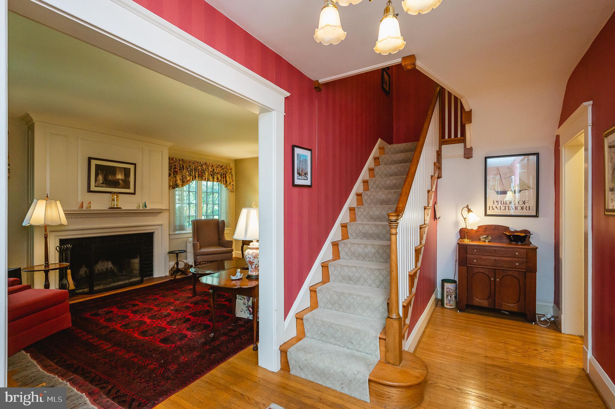 4409 Wickford Road Baltimore, MD 21210 - Photo 10 of 58 Center Hall
