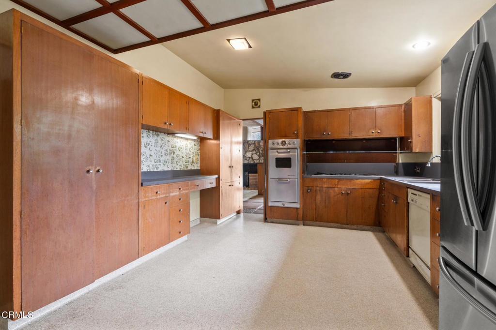 1580 Old House Road Pasadena, CA 91107 - Photo 14 of 51 025
