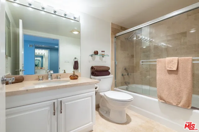 $935,000 | 8559 Alcott Street, Unit 301, Los Angeles, CA 90035