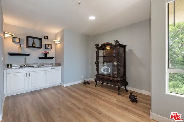 $935,000 | 8559 Alcott Street, Unit 301, Los Angeles, CA 90035