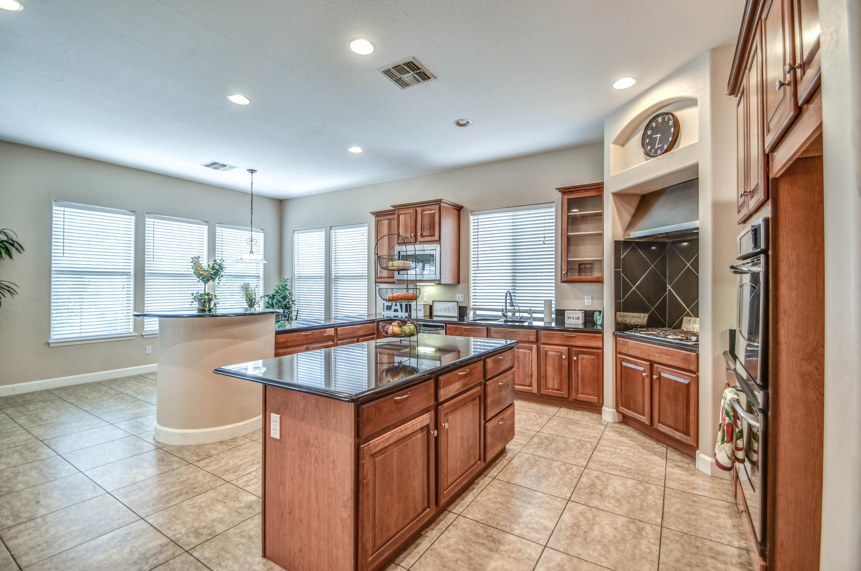 3079 East Weather Vane Road Gilbert, AZ 85296 - Photo 17 of 70 KITCHEN 6