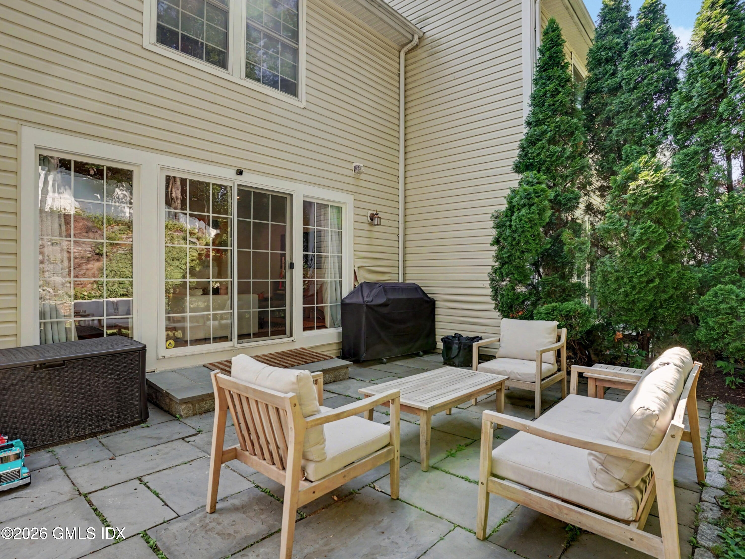 18 Rippowam Road, Unit 2B Cos Cob, CT 06807 - Photo 2 of 34 37