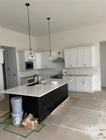 $689,900 | 798 Canary Drive, Ballwin, MO 63021