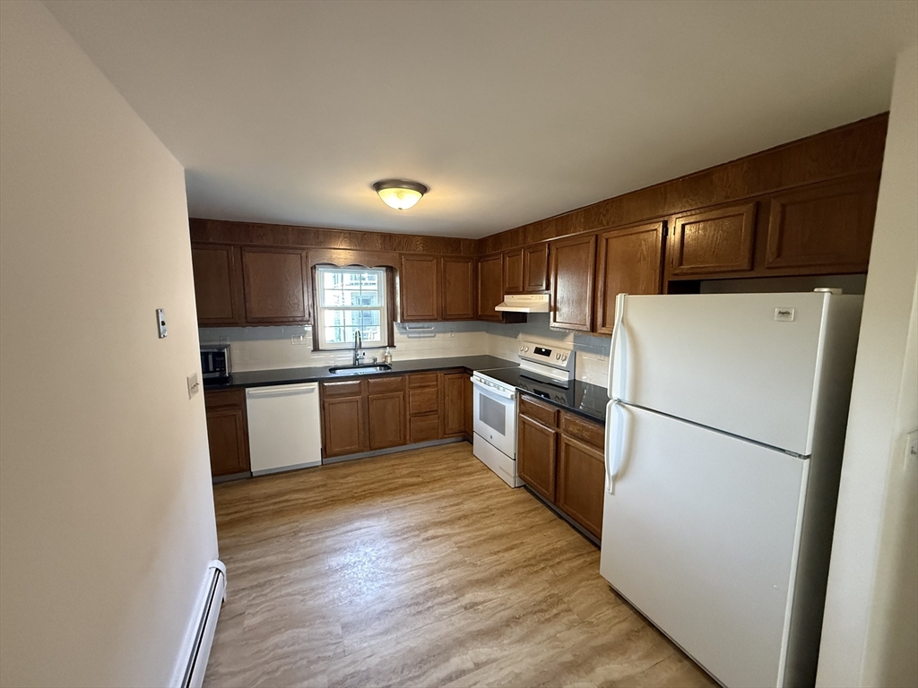 30 Woodleigh Road, Unit 30 Watertown, MA 02472 - Photo 14 of 16