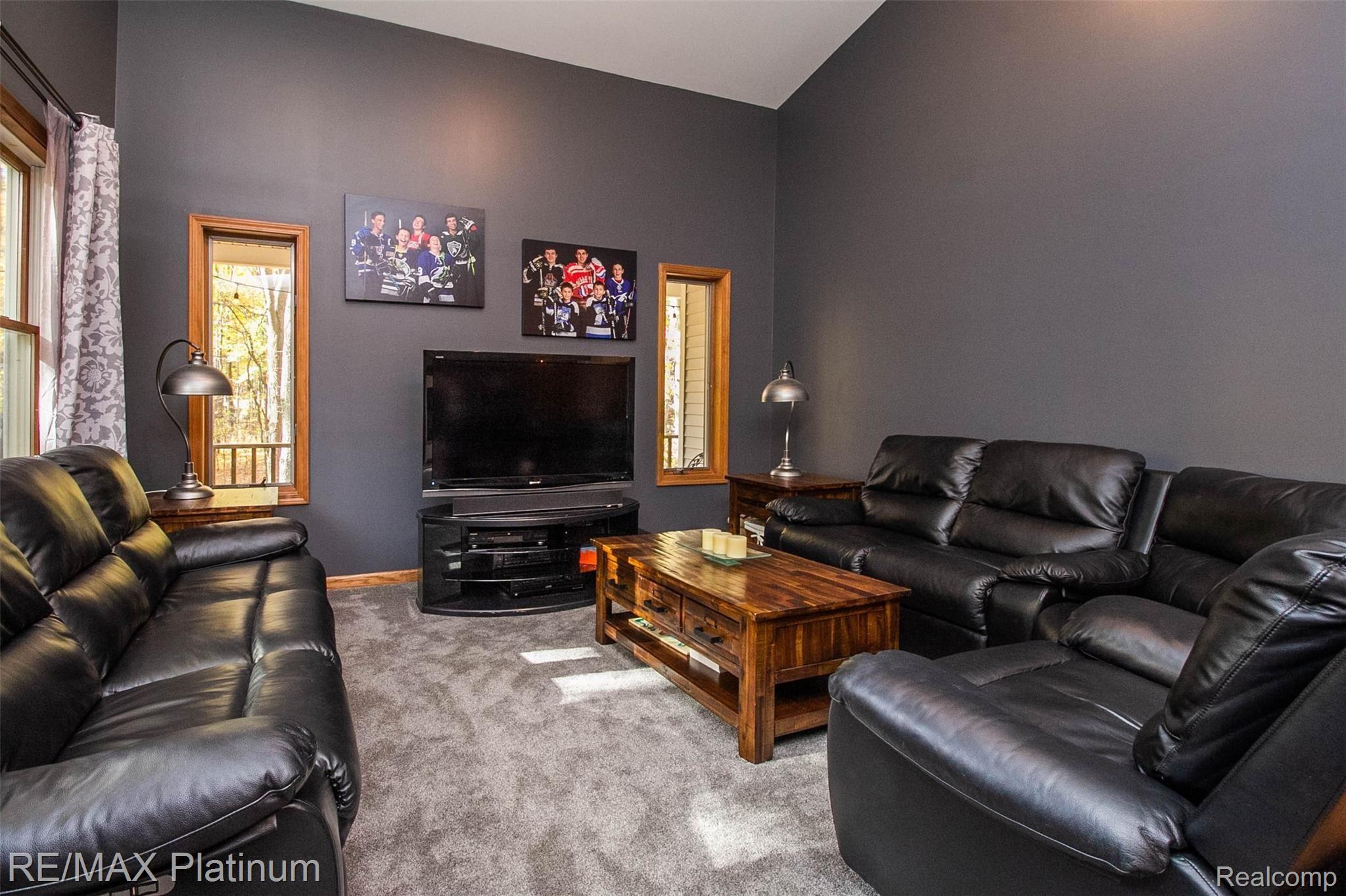 3183 Jewell Road Howell, MI 48843 - Photo 10 of 64 8.jpg