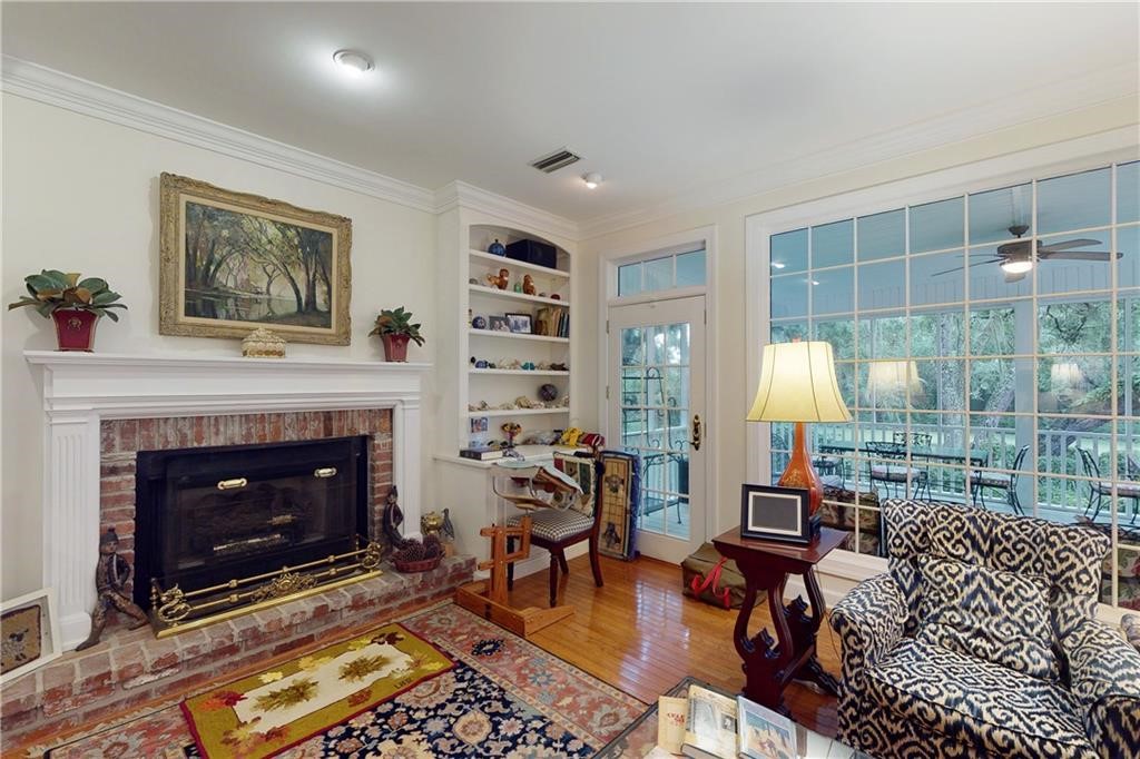 31 Tanglewood Road St. Simons Island, GA 31522 - Photo 8 of 49