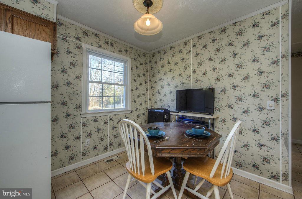 13283 Alum Springs Road Culpeper, VA 22701 - Photo 12 of 29 Dining Room