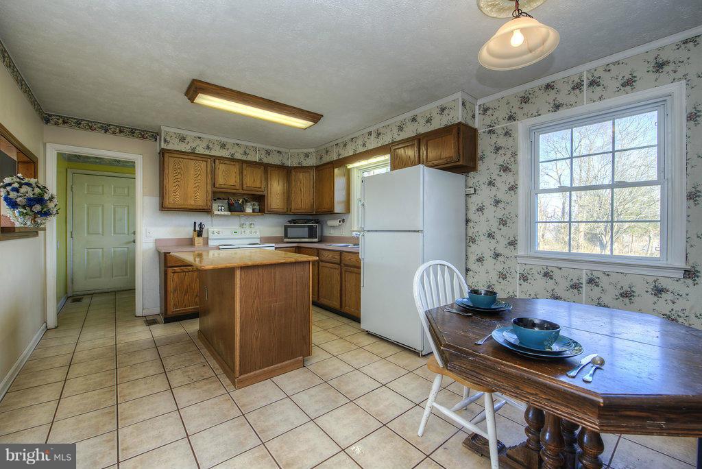 13283 Alum Springs Road Culpeper, VA 22701 - Photo 13 of 29 Kitchen