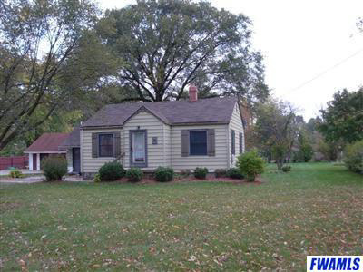 2011 West Wallen Road Fort Wayne, IN 46818 - Photo 1 of 8