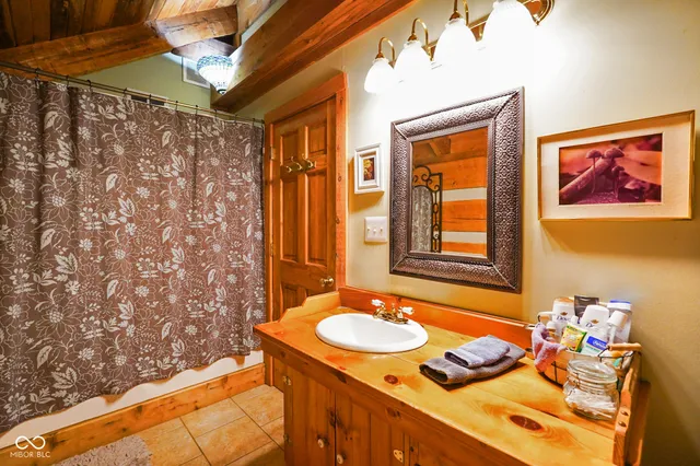 $699,900 | 7953 Ford Ridge Road, Nineveh, IN 46164