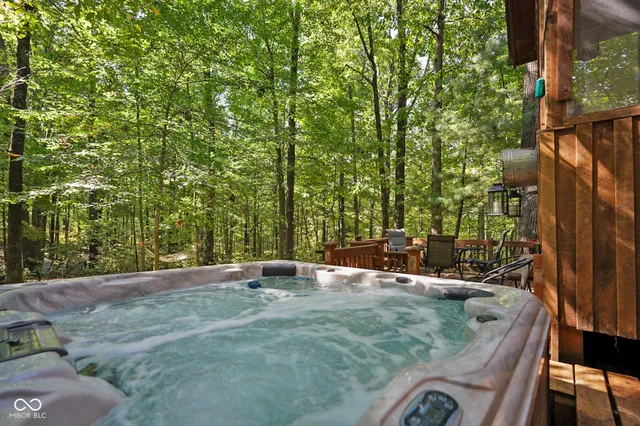 $699,900 | 7953 Ford Ridge Road, Nineveh, IN 46164