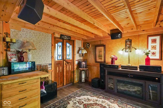 $699,900 | 7953 Ford Ridge Road, Nineveh, IN 46164