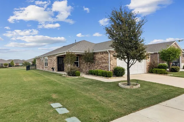 $345,000 | 7677 Parade Drive, Aubrey, TX 76227