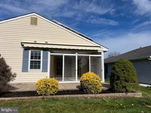 $385,000 | 243 Wagon Wheel Lane, Columbus, NJ 08022