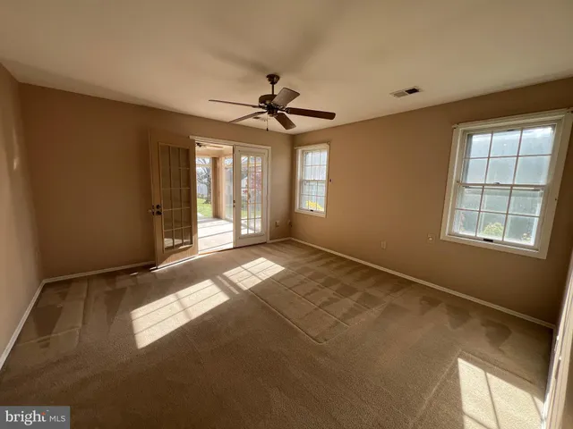 $385,000 | 243 Wagon Wheel Lane, Columbus, NJ 08022