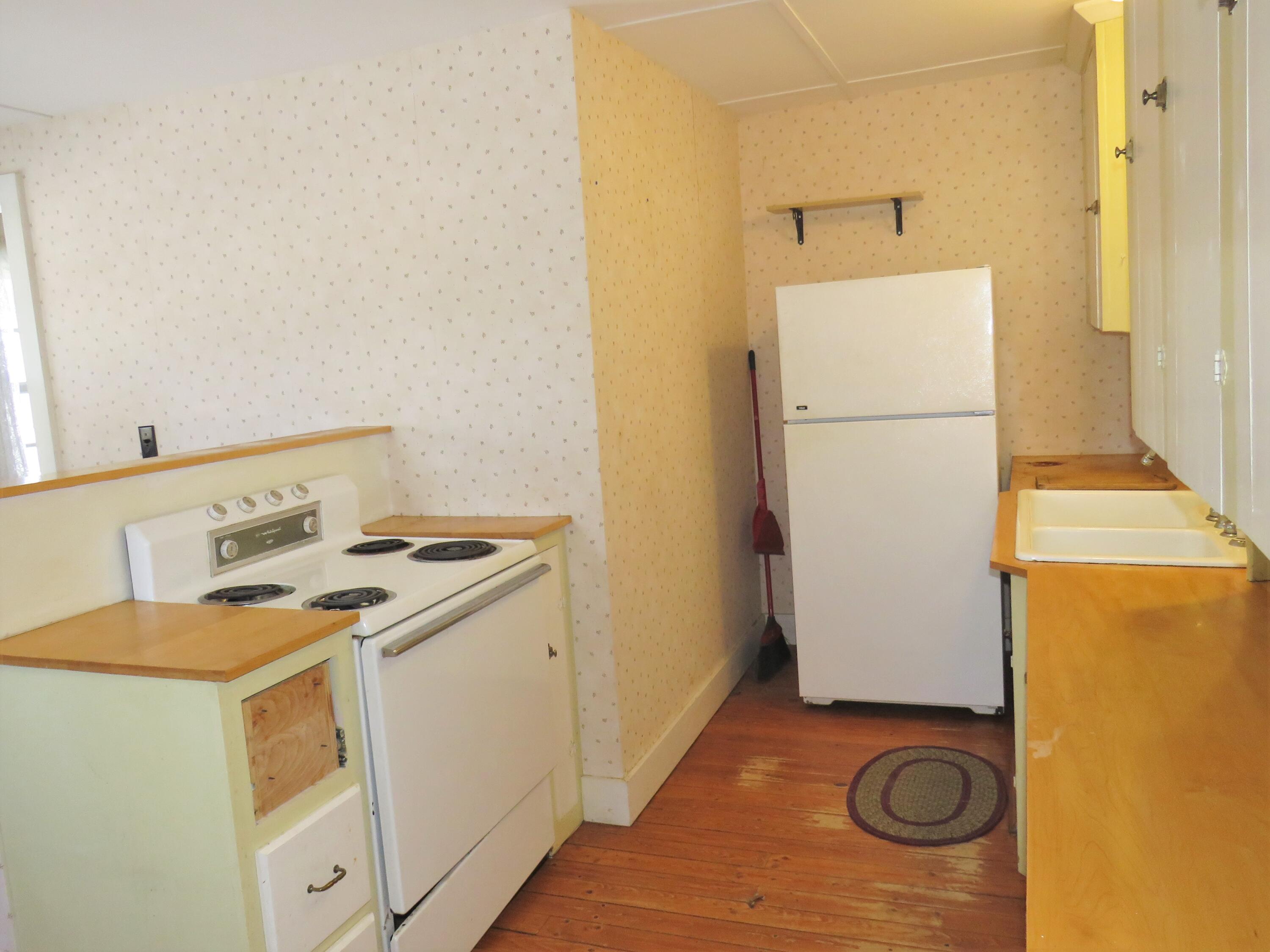 610 Liberty Road Washington, ME 04574 - Photo 5 of 21 IMG_2030