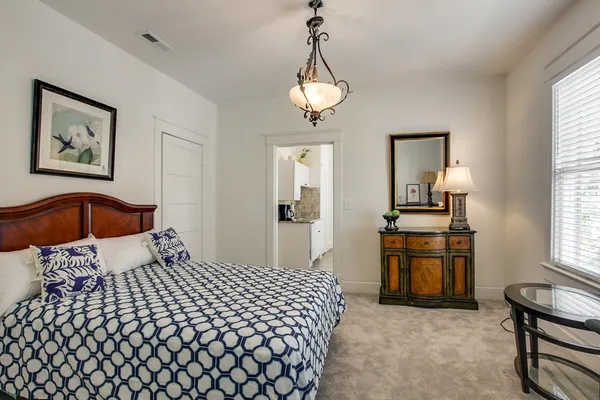 $1,700 | 210 5th Avenue South, Unit 3, Franklin, TN 37064