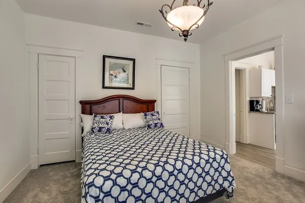 $1,700 | 210 5th Avenue South, Unit 3, Franklin, TN 37064