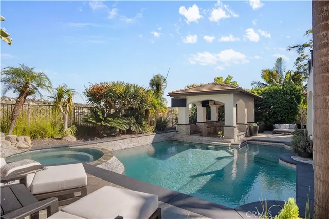 $3,099,000 | 36 Via Divertirse, San Clemente, CA 92673