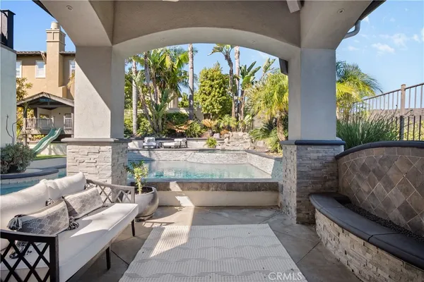 $3,048,000 | 36 Via Divertirse, San Clemente, CA 92673
