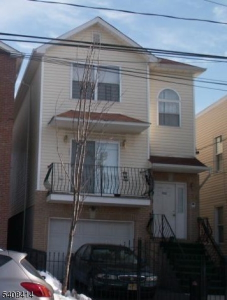 194 South 8th Street Newark, NJ 07103 - Photo 2 of 3