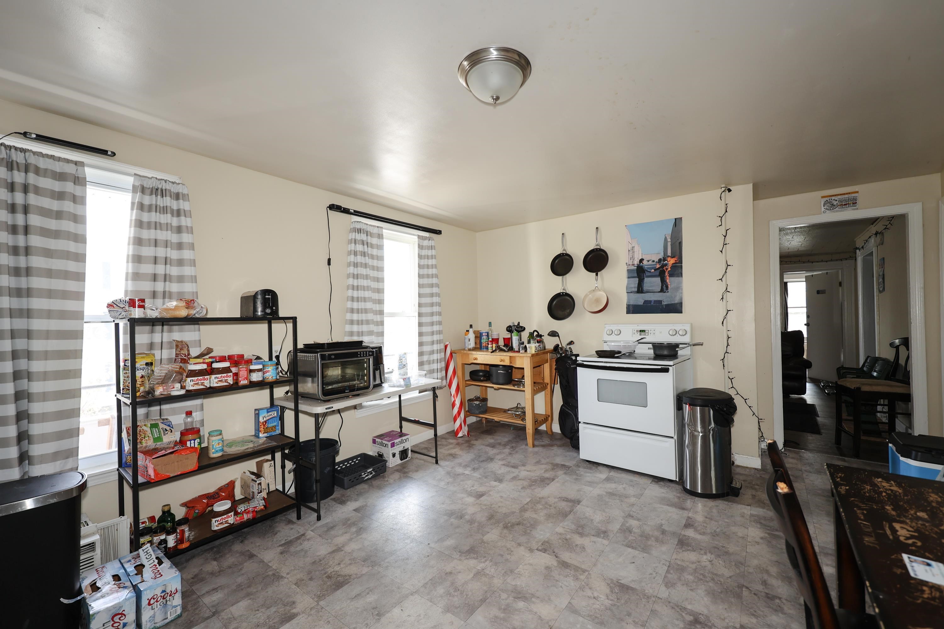 179 Pine Street Manchester, NH 03103 - Photo 22 of 40