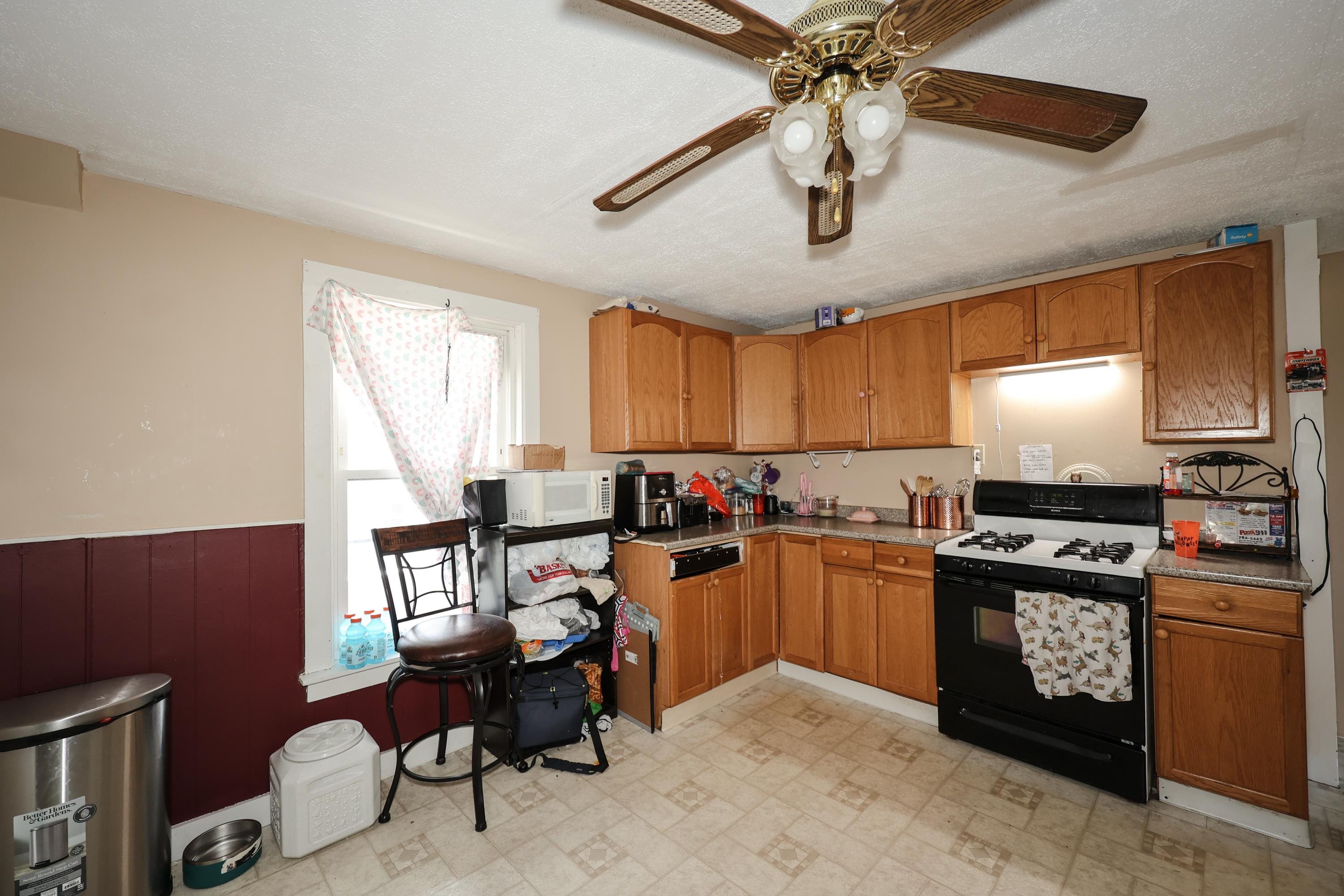 179 Pine Street Manchester, NH 03103 - Photo 29 of 40