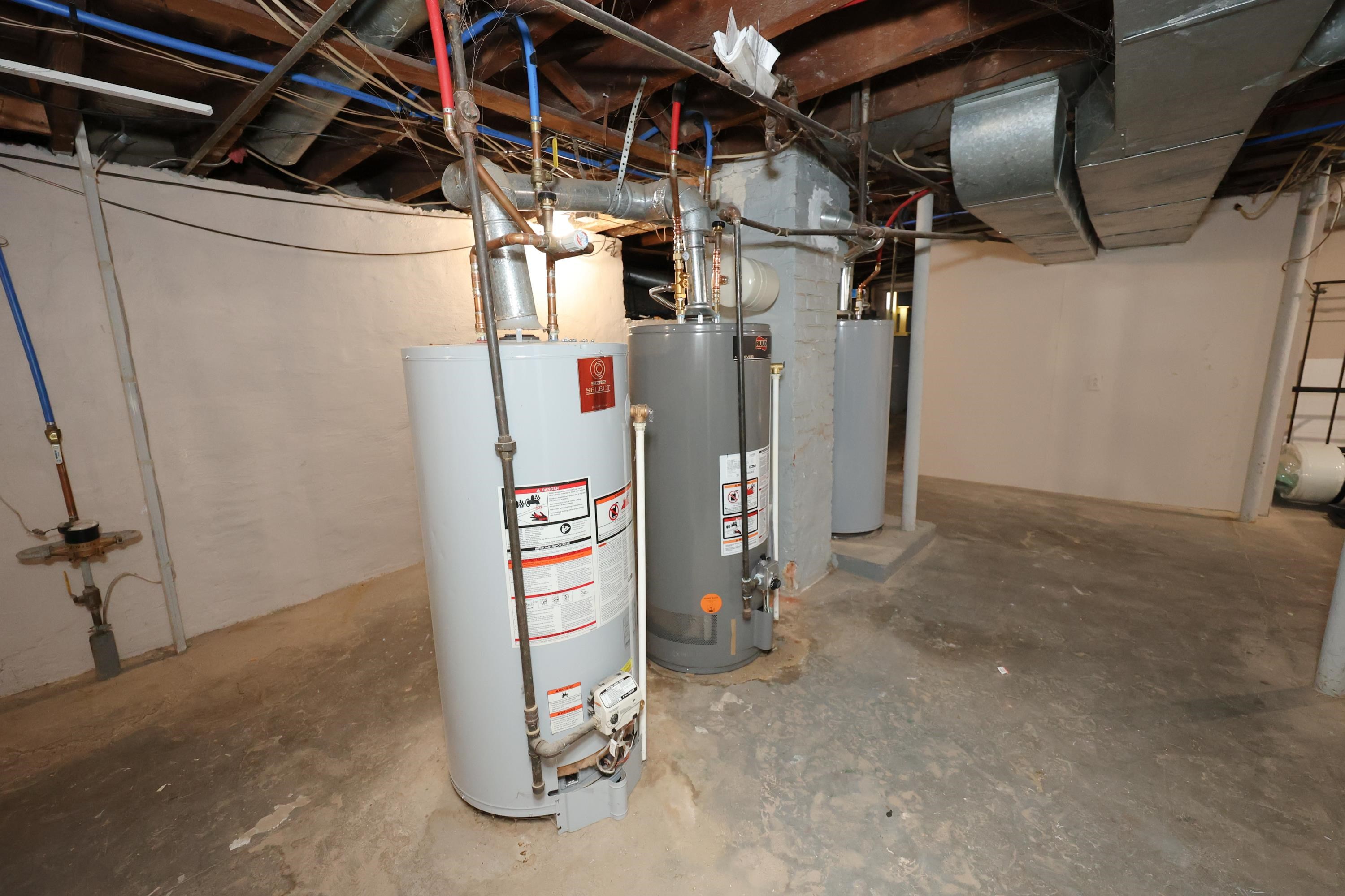 179 Pine Street Manchester, NH 03103 - Photo 37 of 40