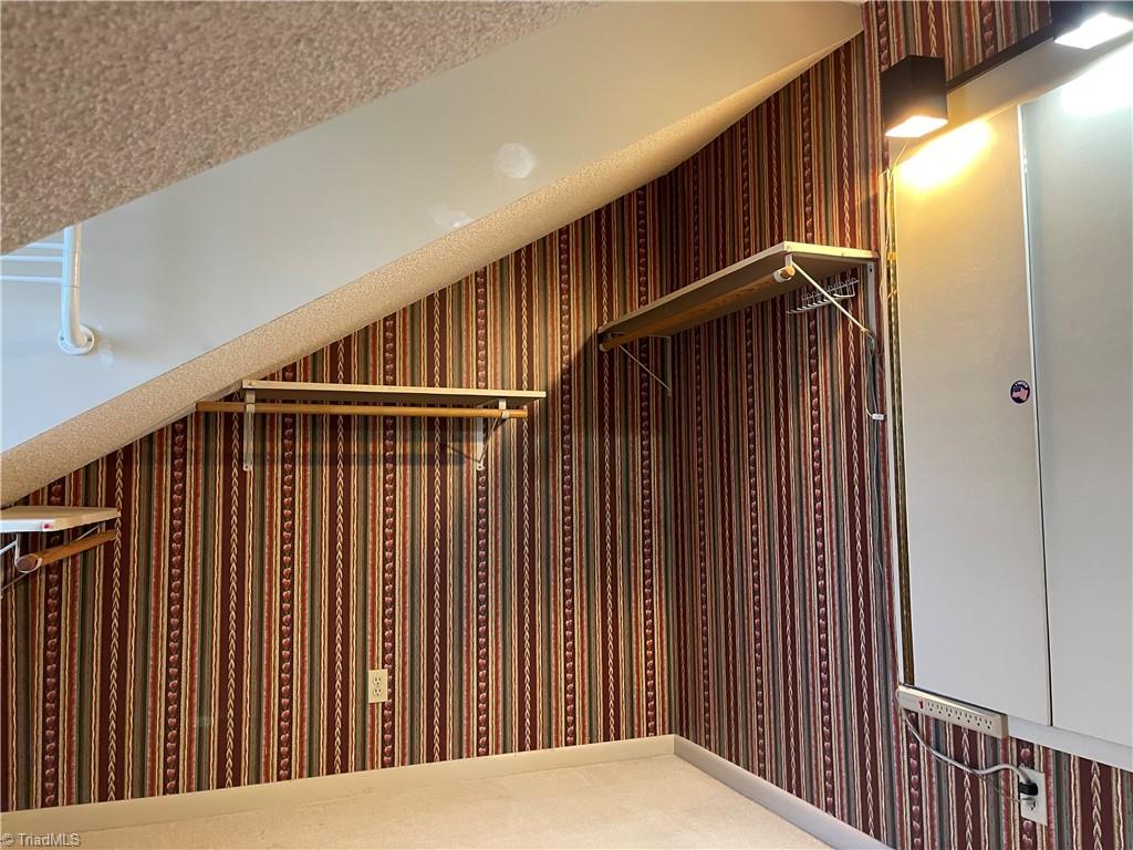 1709 Ternberry Road High Point, NC 27262 - Photo 18 of 26 Gallery Image 18